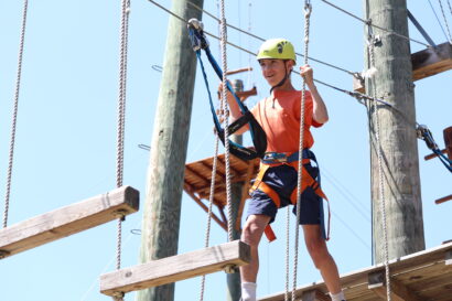 kids on the ropes course